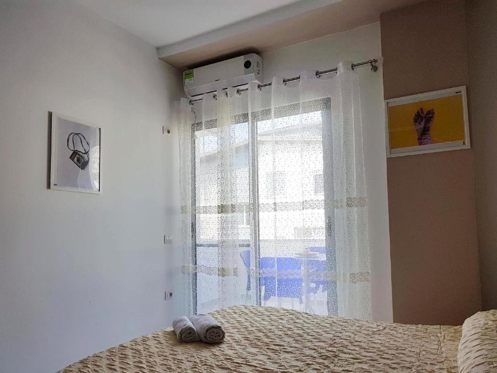 Apartamenti Velvet Shengjin Exterior photo